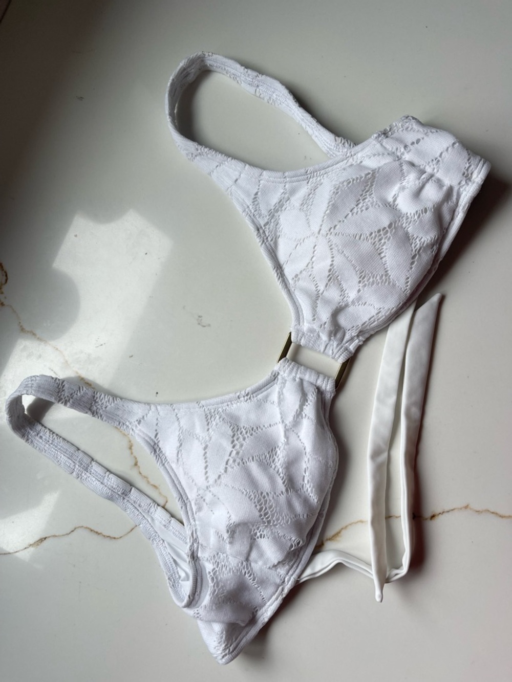 American Eagle Aerie white bikini top Medium